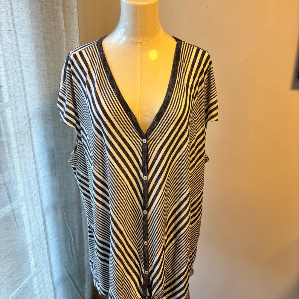 Max Studio Navy and White Striped Top